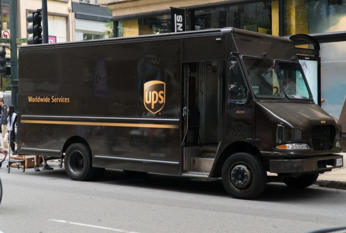 UPS truck accident lawyer offering legal support for UPS truck accident cases.